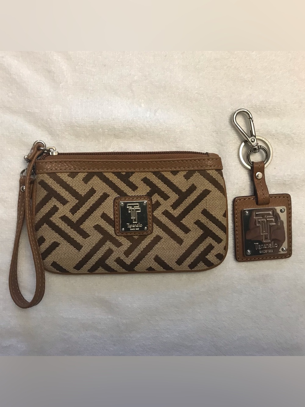 Bundle Tignanello Wristlet plus Keychain Brown Tan
